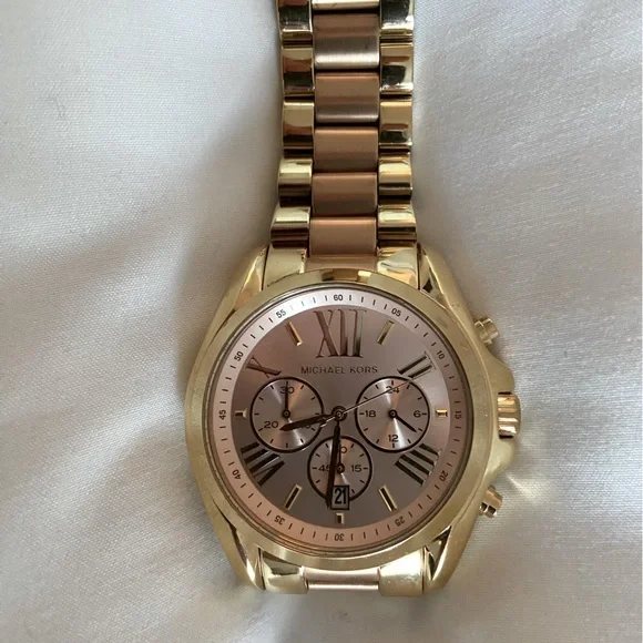 Michael Kors Women’s Watch - Picture 14 of 14